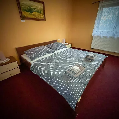 Maison d'hôtes Pri Kastieli Zaturcie Martin