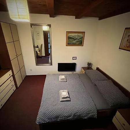 Maison d'hôtes Pri Kastieli Zaturcie Martin