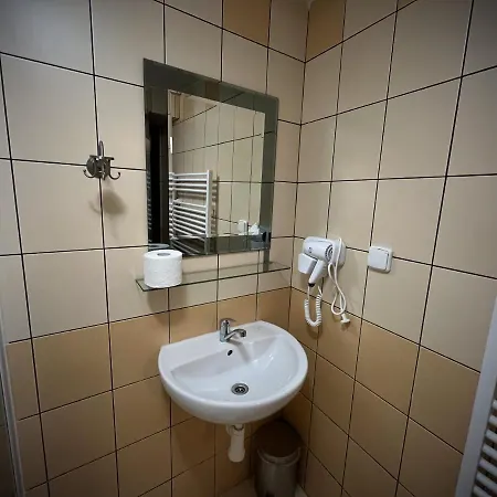 Penzion Pri Kastieli Zaturcie 3*