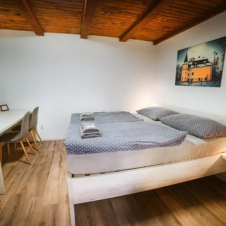 Pri Kastieli Zaturcie Maison d'hôtes Martin