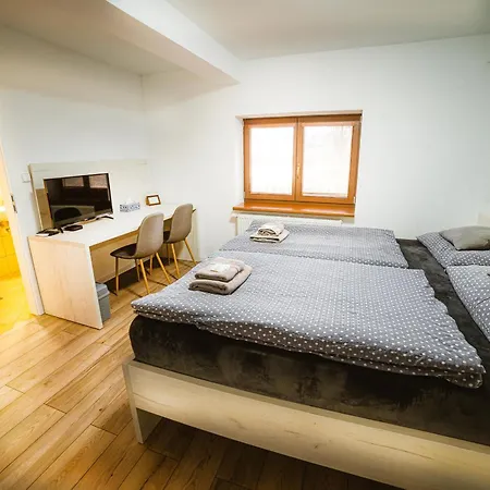 Pri Kastieli Zaturcie Maison d'hôtes Martin