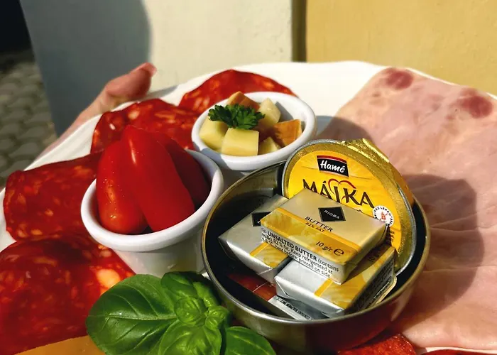 Pri Kaštieli Záturčie