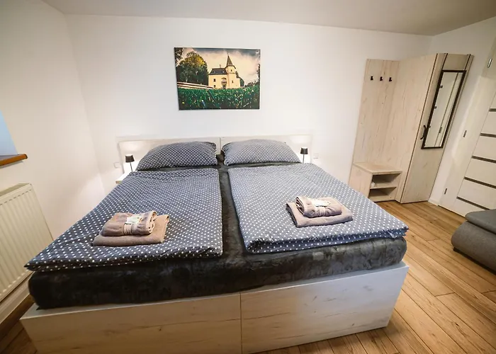 Pri Kastieli Zaturcie Гостевой дом 3*